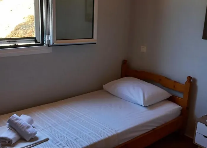 Lily Home_lefkada ~ Private Holiday home Kondaraina